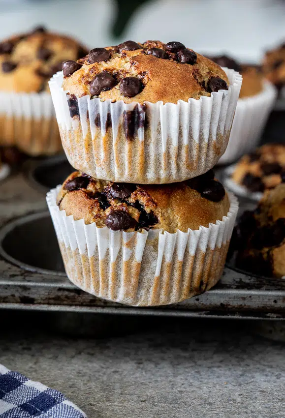 Easy healthy chocolate chip banana oat pancakes