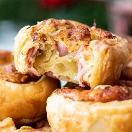 Ham and cheese pastry wheels