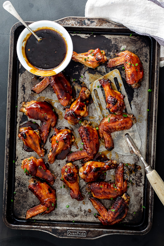 Baked apricot sticky chicken wings