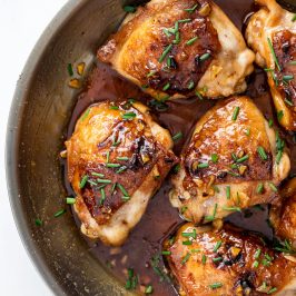 Easy honey garlic chicken thighs