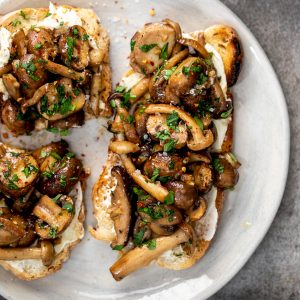 Creamy mushroom toast