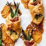 Puff pastry asparagus bundles