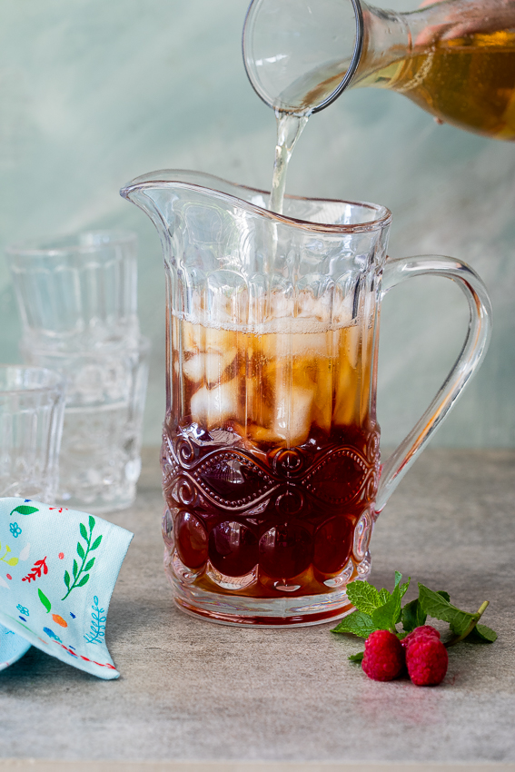 Easy homemade iced tea