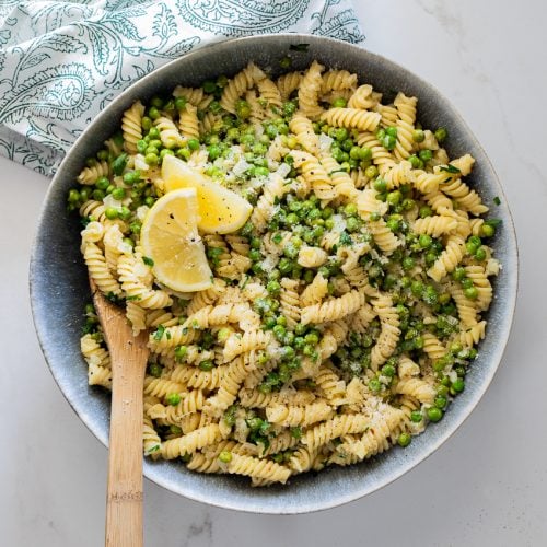 Easy lemony spring pea pasta Simply Delicious