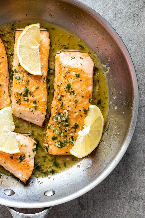 White wine garlic salmon