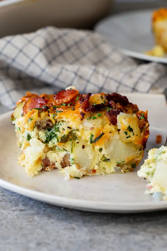 Cheesy bacon potato breakfast casserole