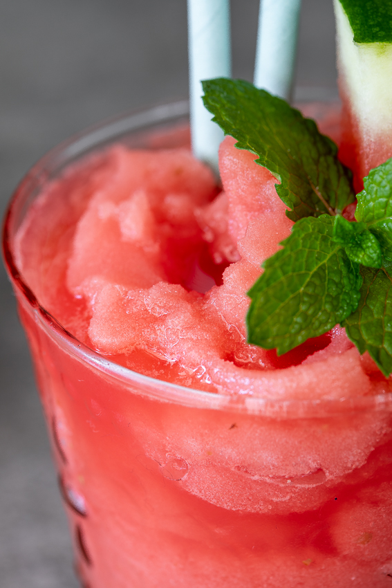 Watermelon frozen gin and tonic - Simply Delicious