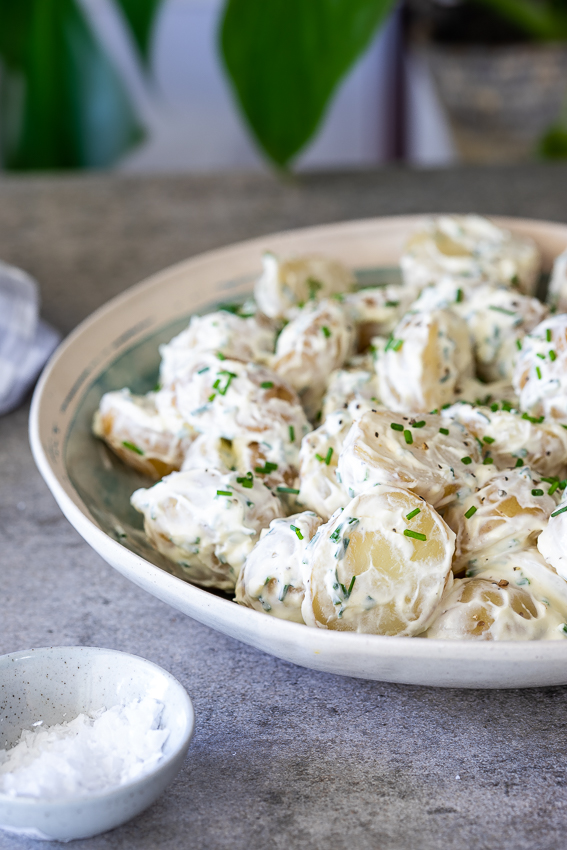 Easy sour cream potato salad - Simply Delicious