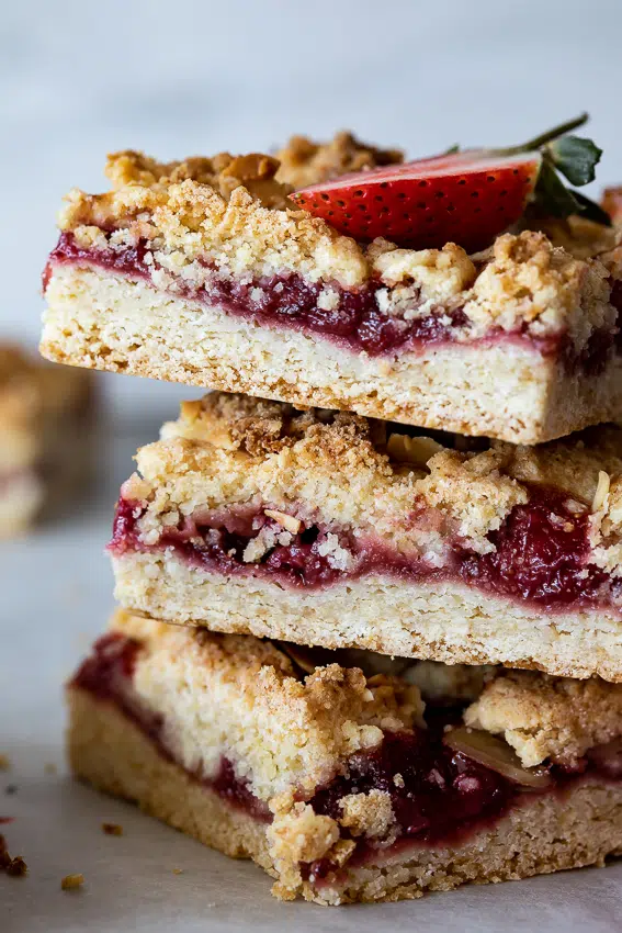 Coconut strawberry crumble bars