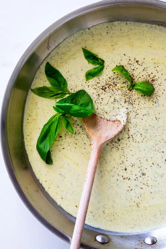 Basil cream sauce
