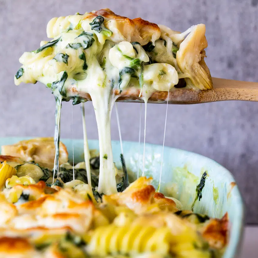 Creamy spinach artichoke pasta bake