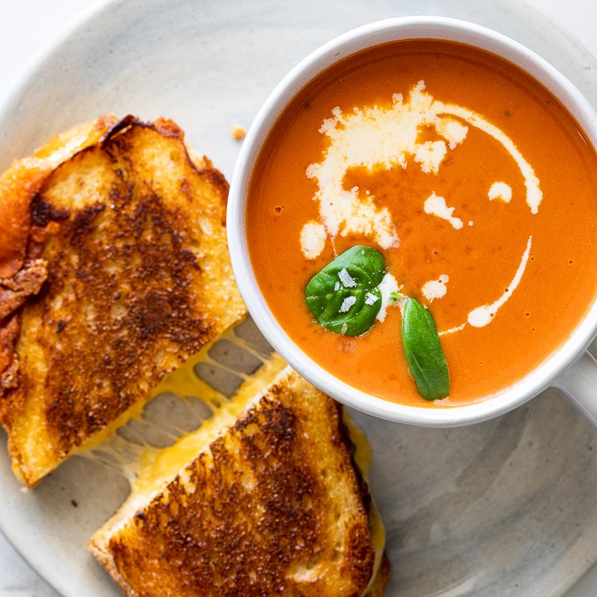 Easy tomato soup with grilled cheese - Simply Delicious
