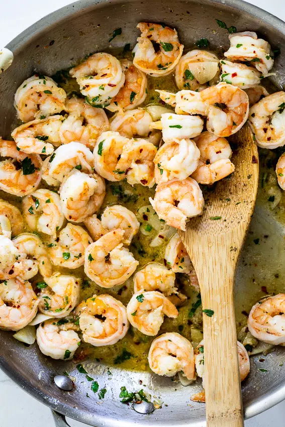 Shrimp cooked with garlic and chilli