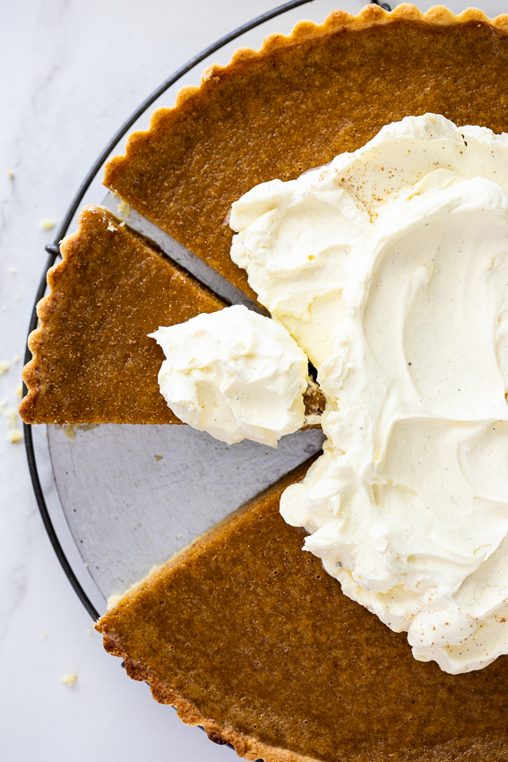 Pumpkin pie with whipped mascarpone