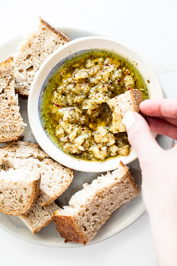 Roasted garlic olive oil bread dip