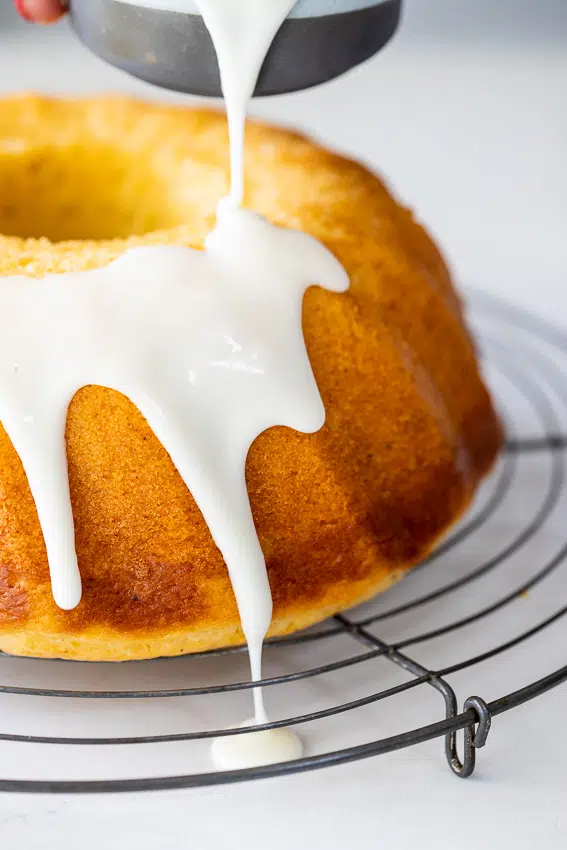 Sour cream lemon cake with lemon glaze