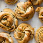 Swirly garlic rolls
