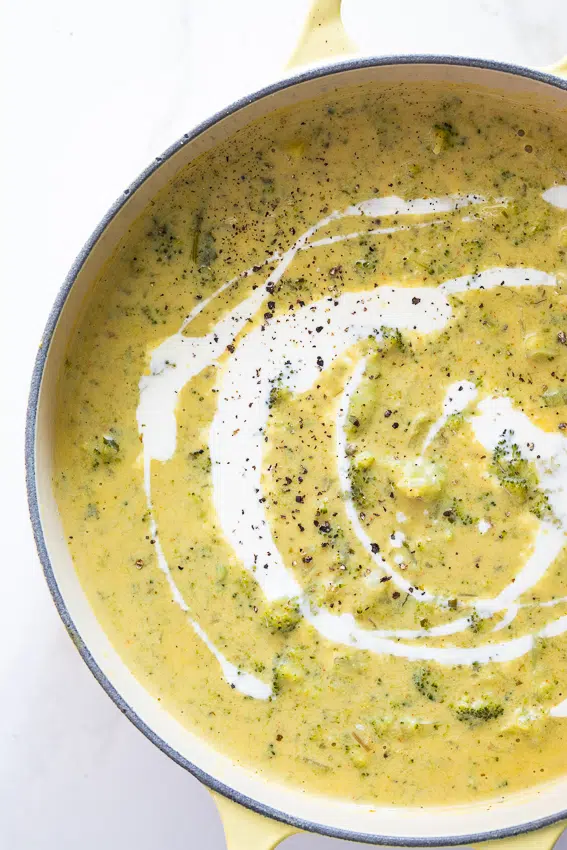 Easy broccoli cheese soup