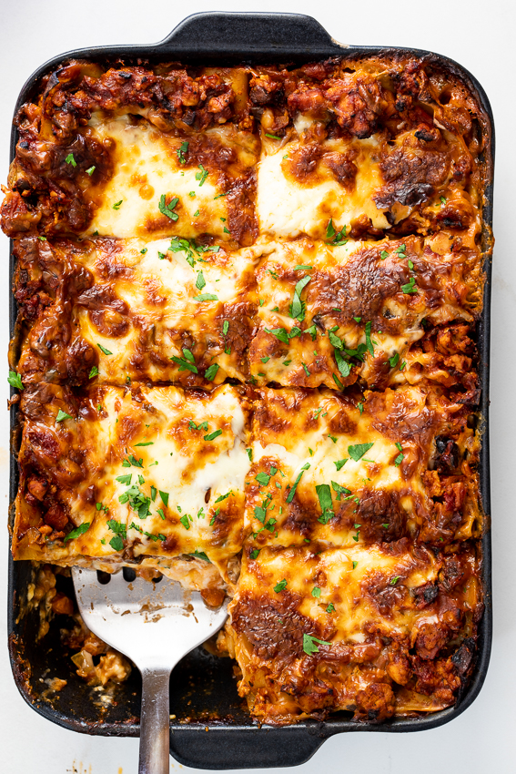 Cheesy chicken lasagna