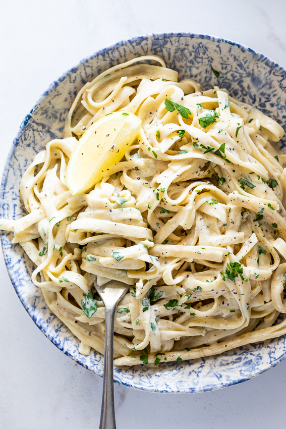 Creamy lemon pepper pasta 