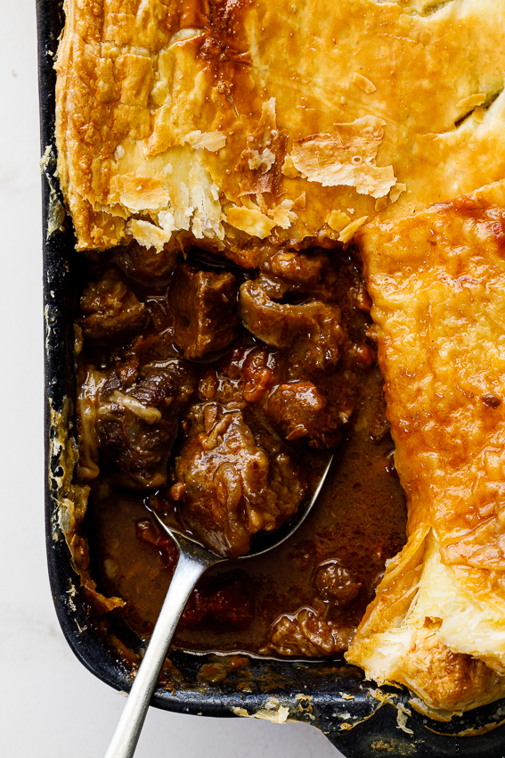 Easy beef pot pie with puff pastry