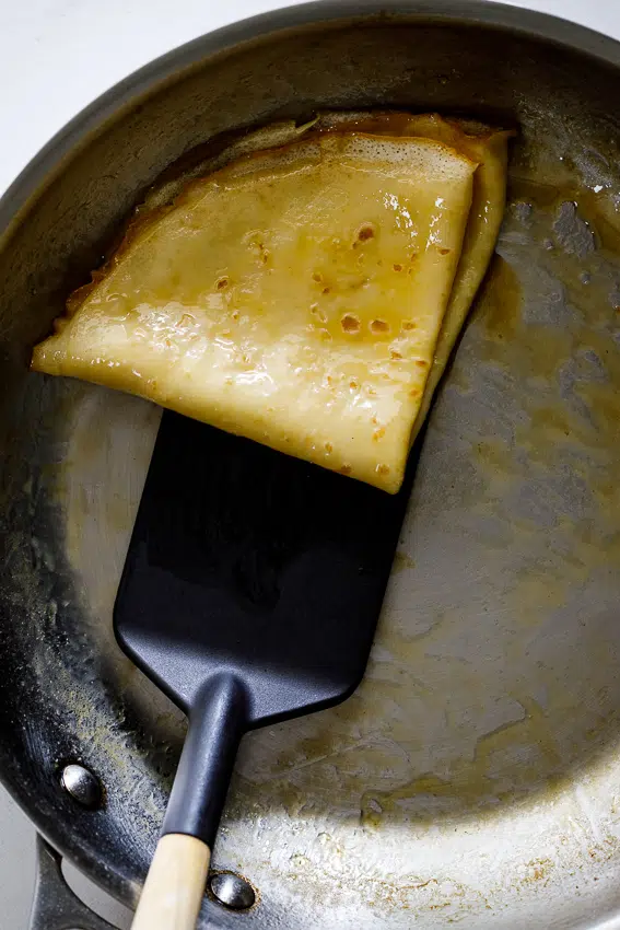 Caramelized apple crepes