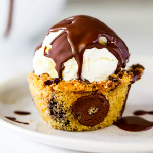 Easy one-bowl choc chip cookie cups
