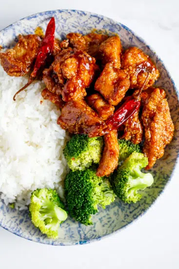 General Tso's chicken with rice and broccoli