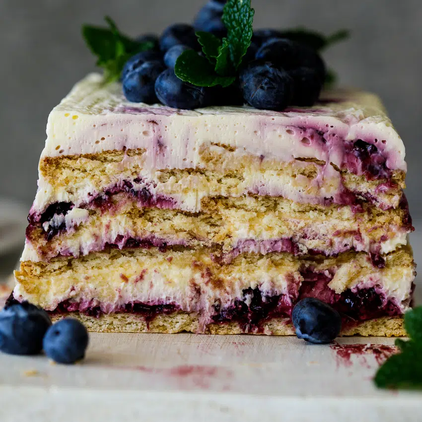 Easy blueberry lemon icebox cake