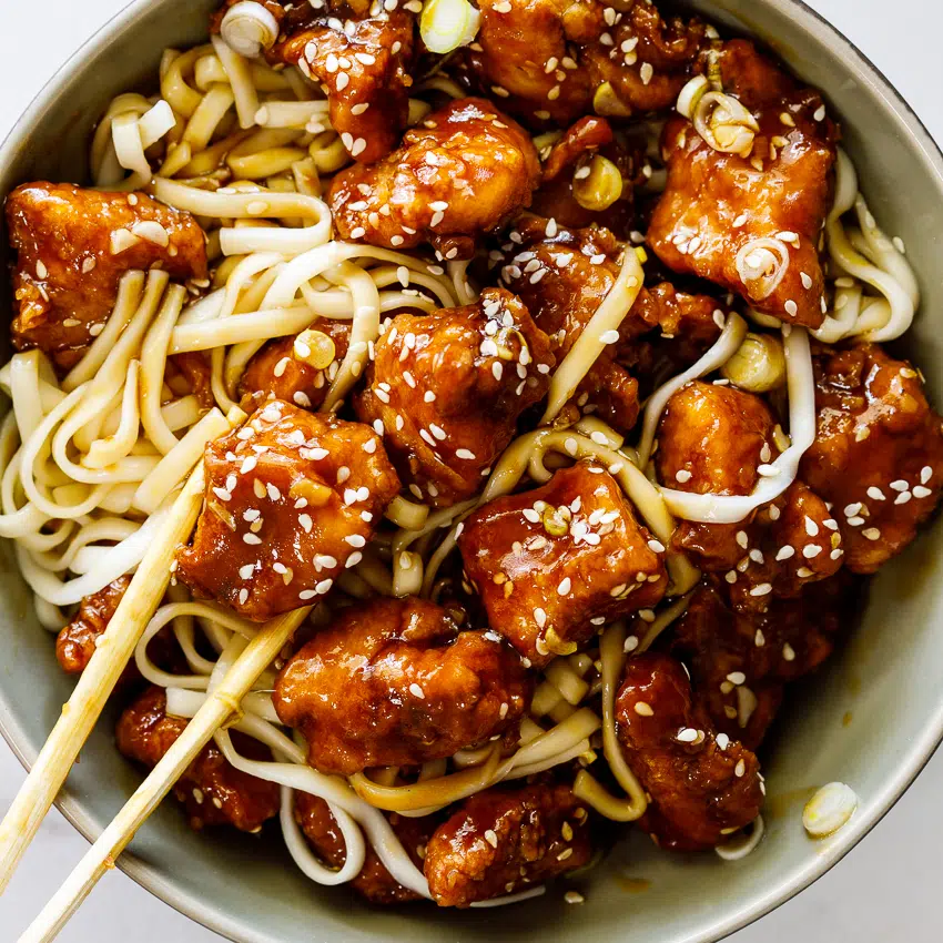Crispy sesame chicken