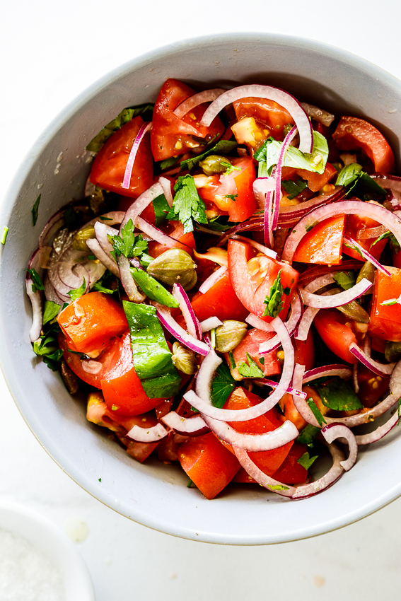 Easy tomato salad 