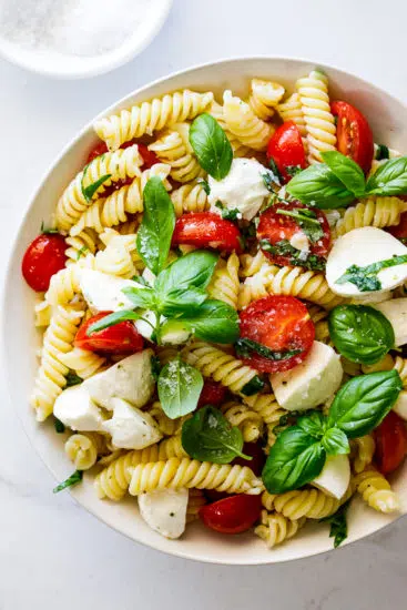 Caprese pasta salad