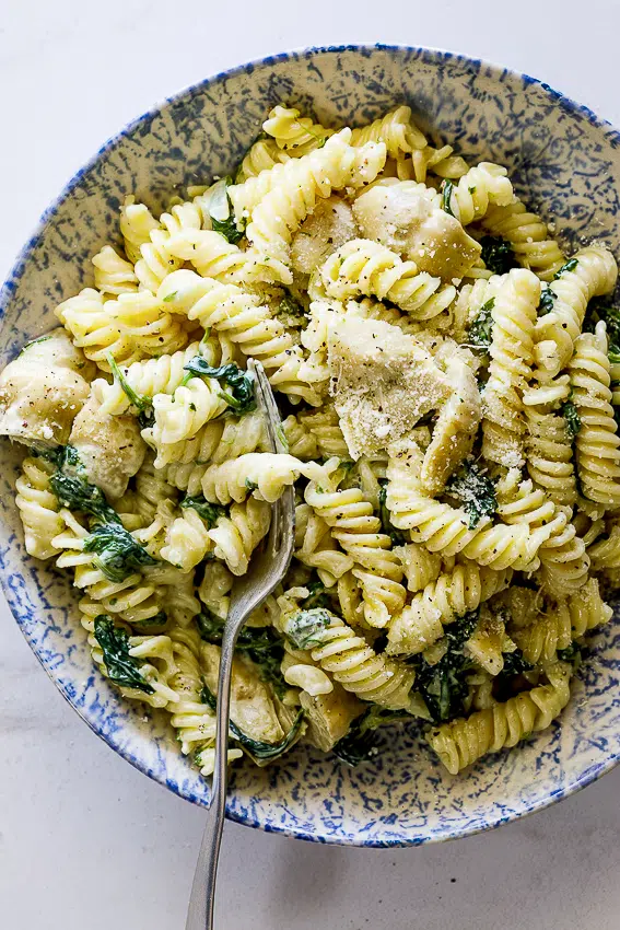Creamy spinach artichoke pasta