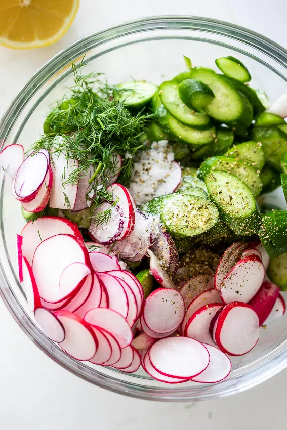 Easy cucumber radish salad