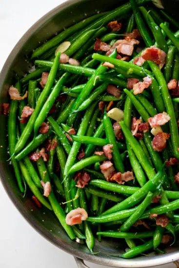 Bacon garlic sauteed green beans
