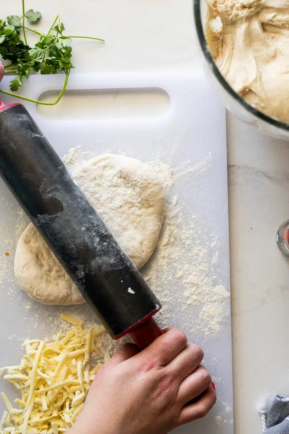 Cheese-stuffed garlic Naan