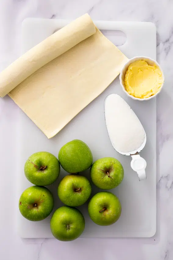 Ingredients for apple tarte tatin