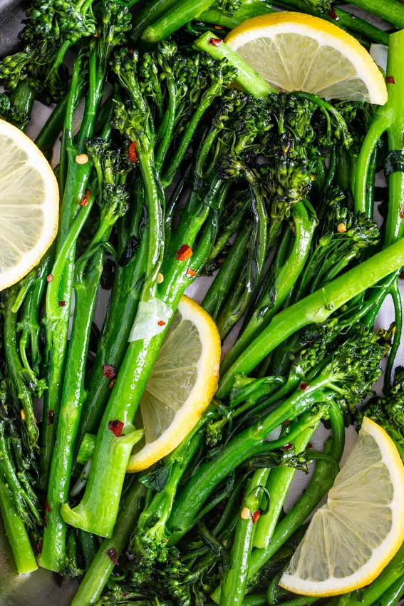 10-minute lemon garlic sautéed broccolini