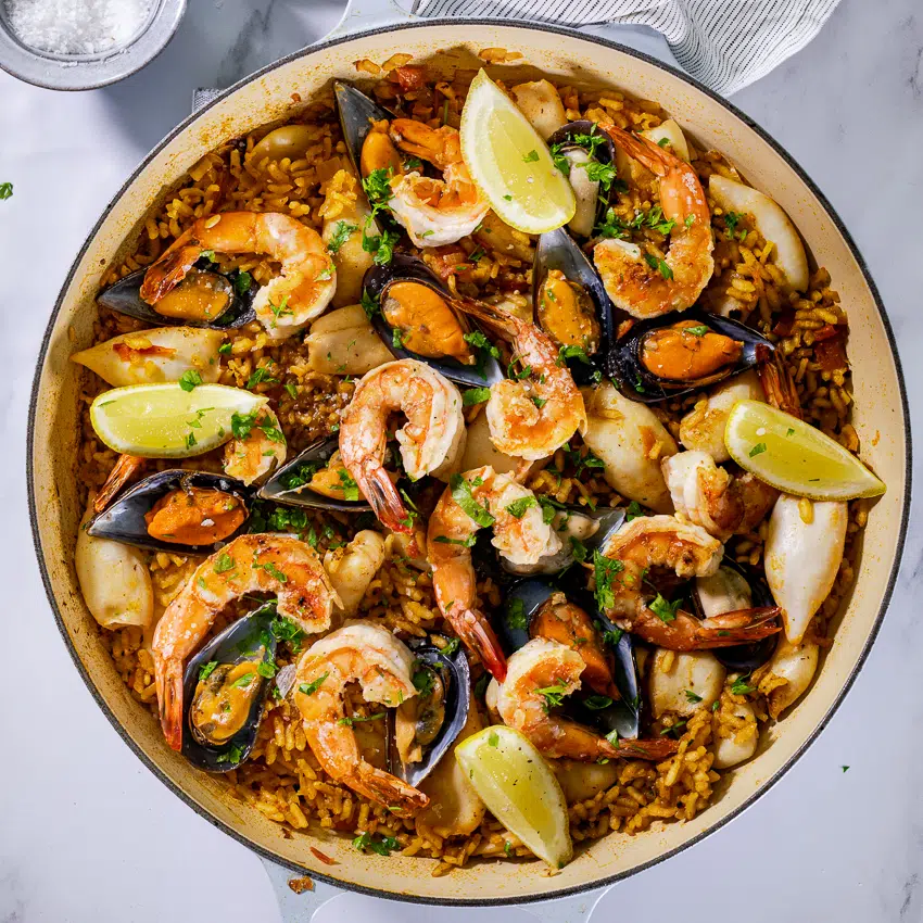 Seafood paella