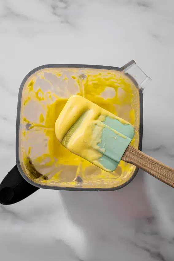 Easy blender hollandaise sauce