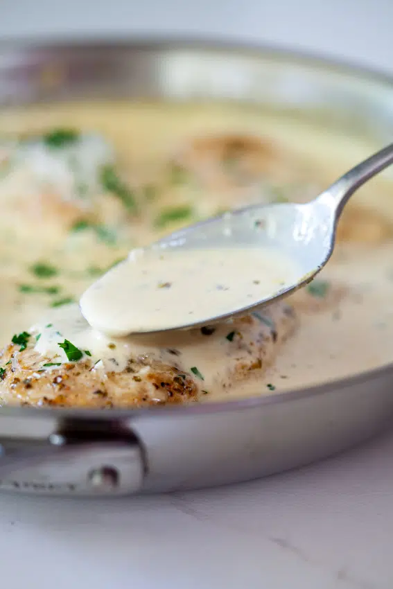 Easy One Pan Cacio e Pepe Chicken