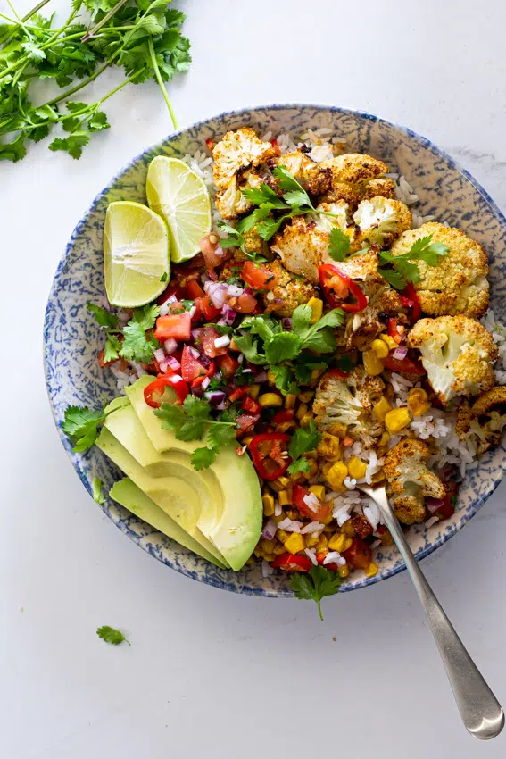 Chipotle cauliflower burrito bowls