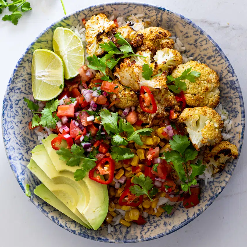 Chipotle cauliflower burrito bowls