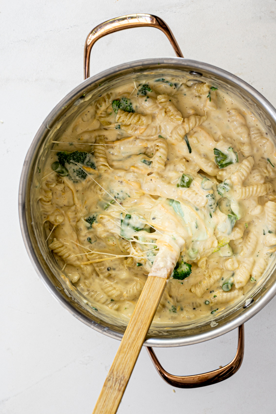 Creamy pasta with broccoli and cheddar.