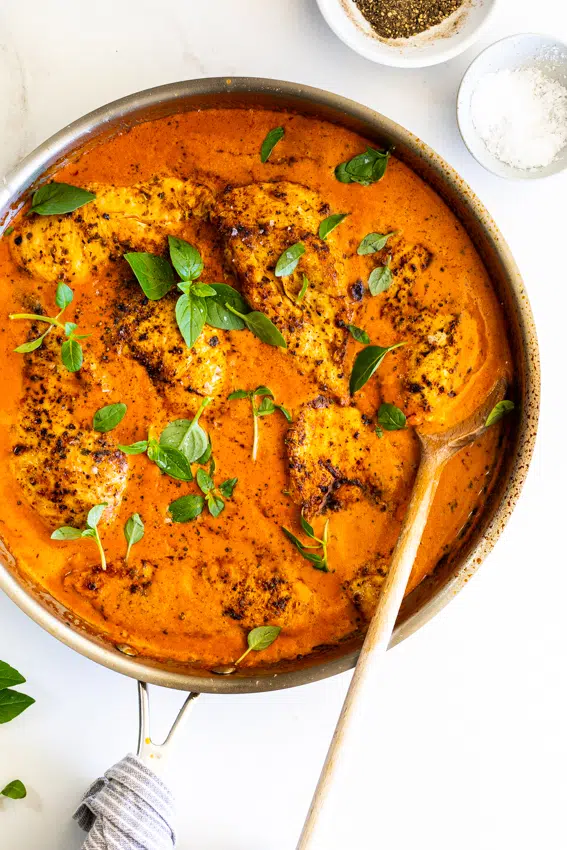 Easy Creamy Chicken in Tomato sauce