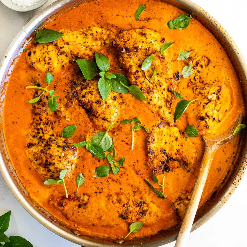 Easy Creamy Chicken in Tomato sauce