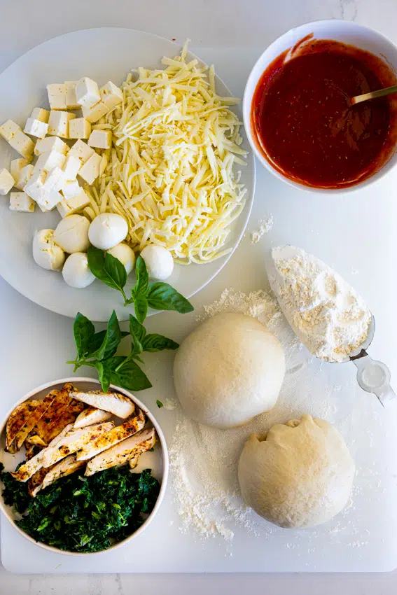 Ingredients for Greek chicken pizza