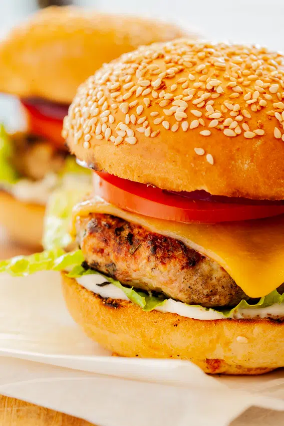 Cheesy Jalapeño Grilled Turkey Burgers