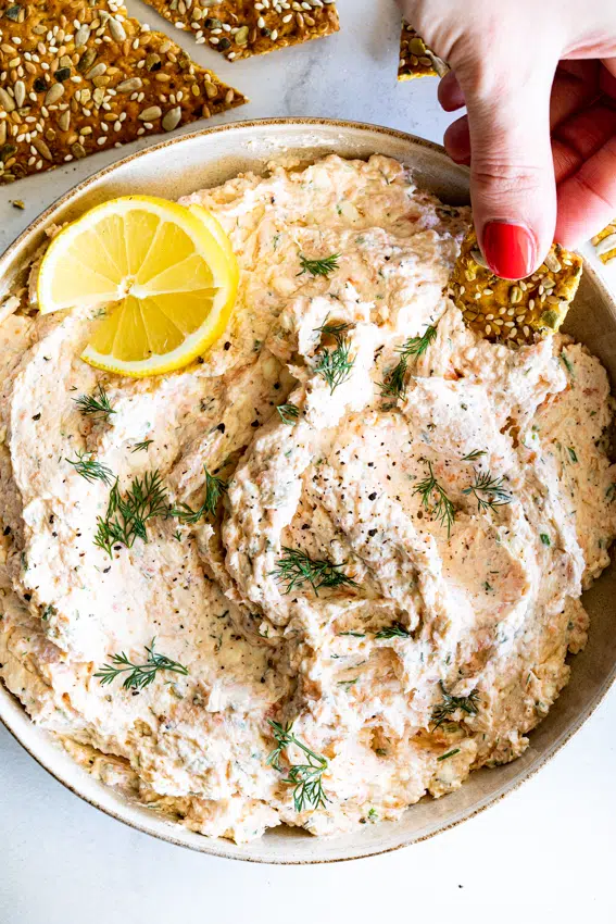 Easy Smoked Salmon Dip