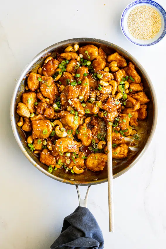 Easy Sticky Cashew Chicken